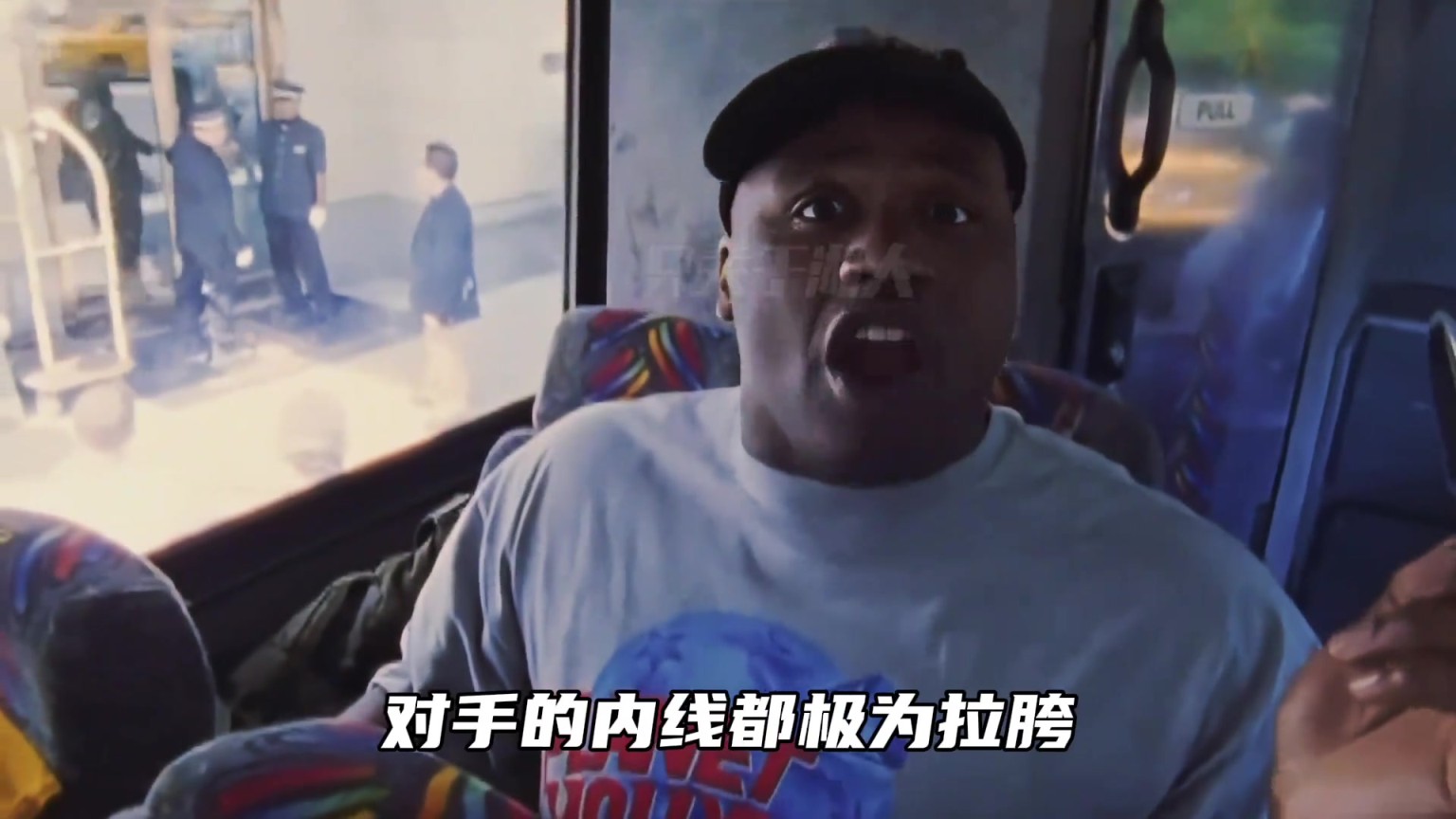 三连冠时期科比为何无缘FMVP?对手也是因素之一呀!