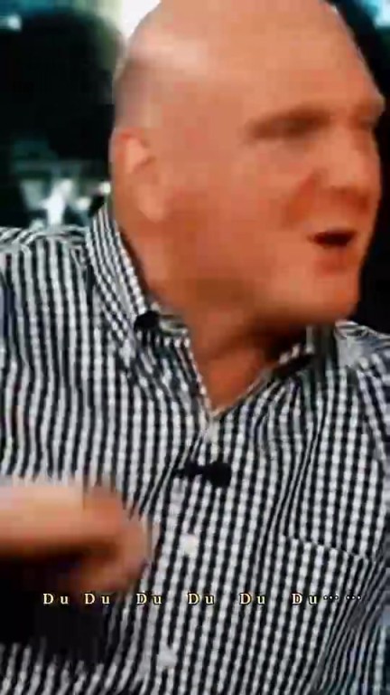 主持人打趣鲍尔默买错球队,鲍尔默:快船是洛杉矶最好的球队!